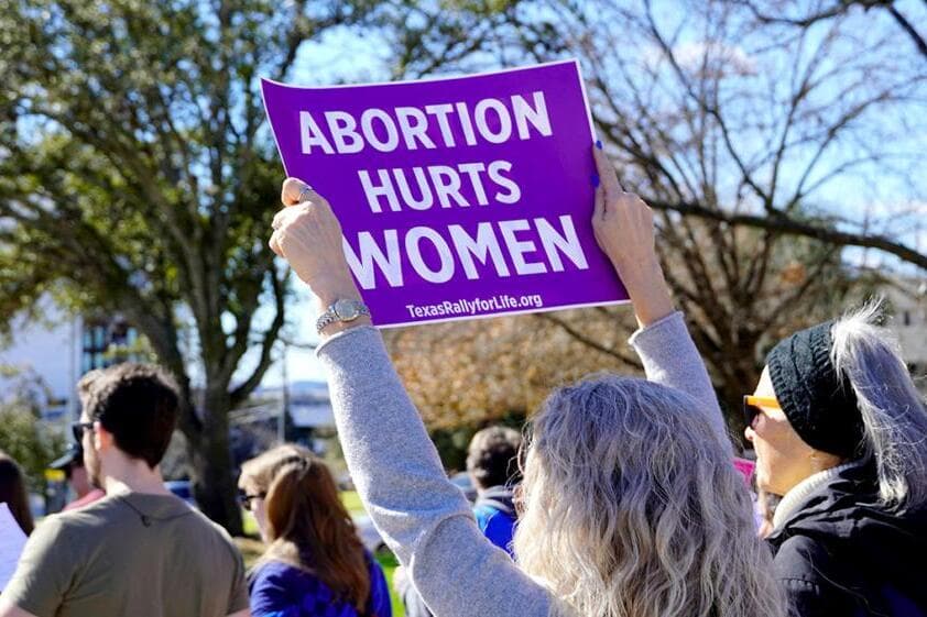 Abortion amendment could reach Virginia ballot in 2026 if Democrats hold House