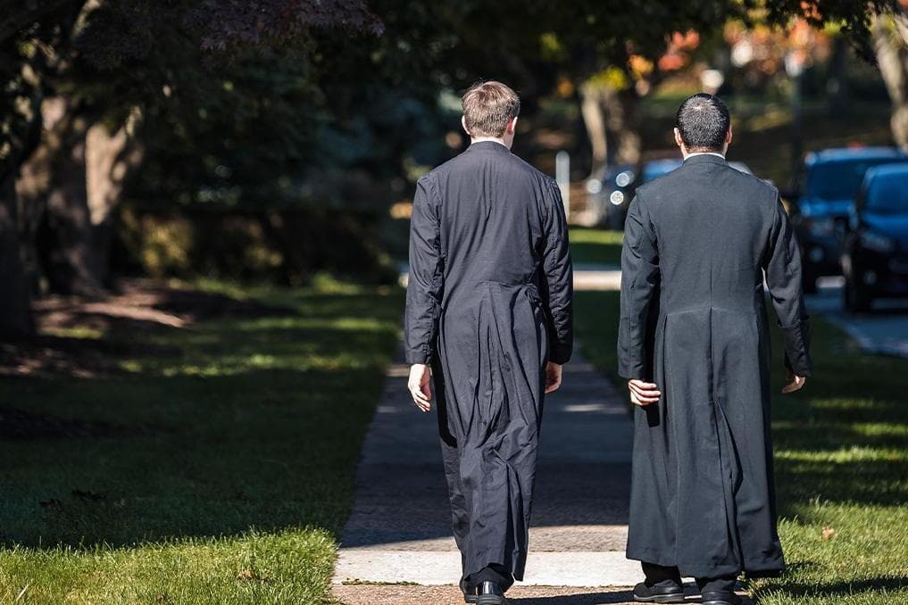 New Jersey seminarians host vocations event for young adults
