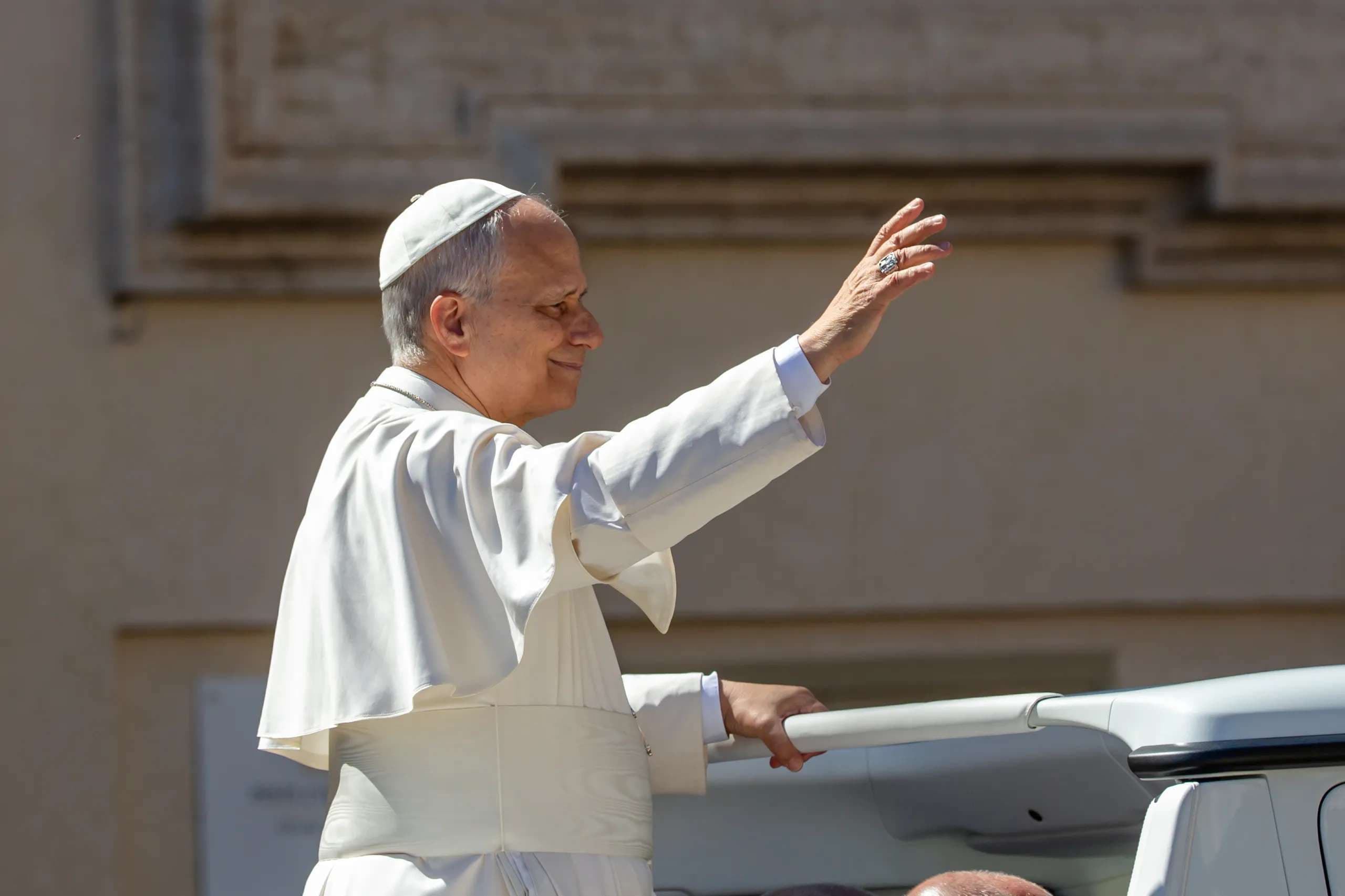 In Cameroon, Pope Leo reflects on Christ’s self-giving love, encourages young Catholics