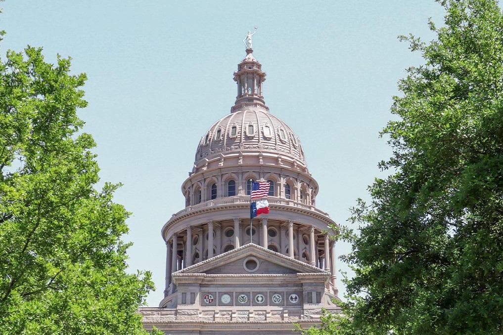 Texas lieutenant governor praises passage of bill targeting chemical abortions, lambasts absence of House Democrats
