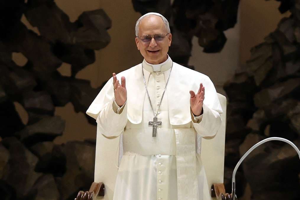 At opening of meeting with cardinals, Pope Leo speaks of unity, love, and evangelization