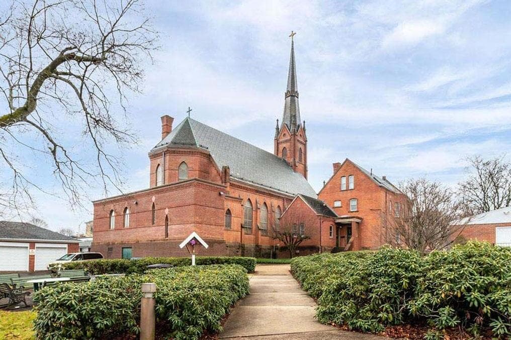 Connecticut parishioners sue to prevent diocese from demolishing historic church