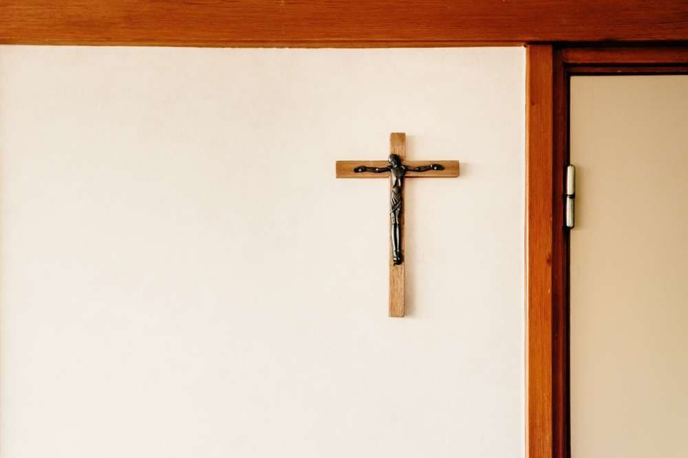 European court to rule on legality of religious symbols in public institutions