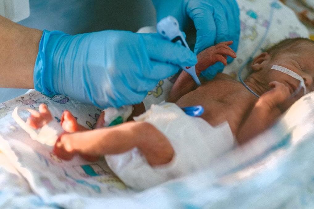 Premature birth survivor, family returns to visit life-saving nurses