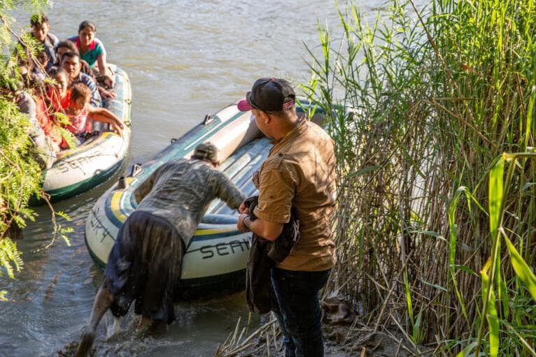 14K US-bound migrants have returned south since Trump border changes, report says