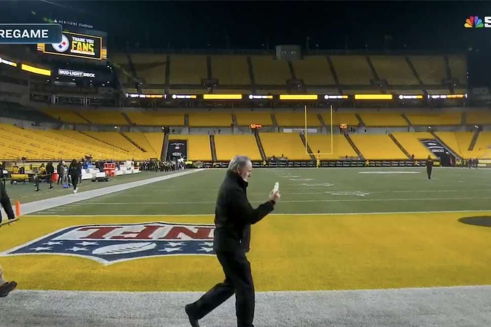 Football fans quip about role of end zone blessing in Ravens kicker missing playoff-clinching kick