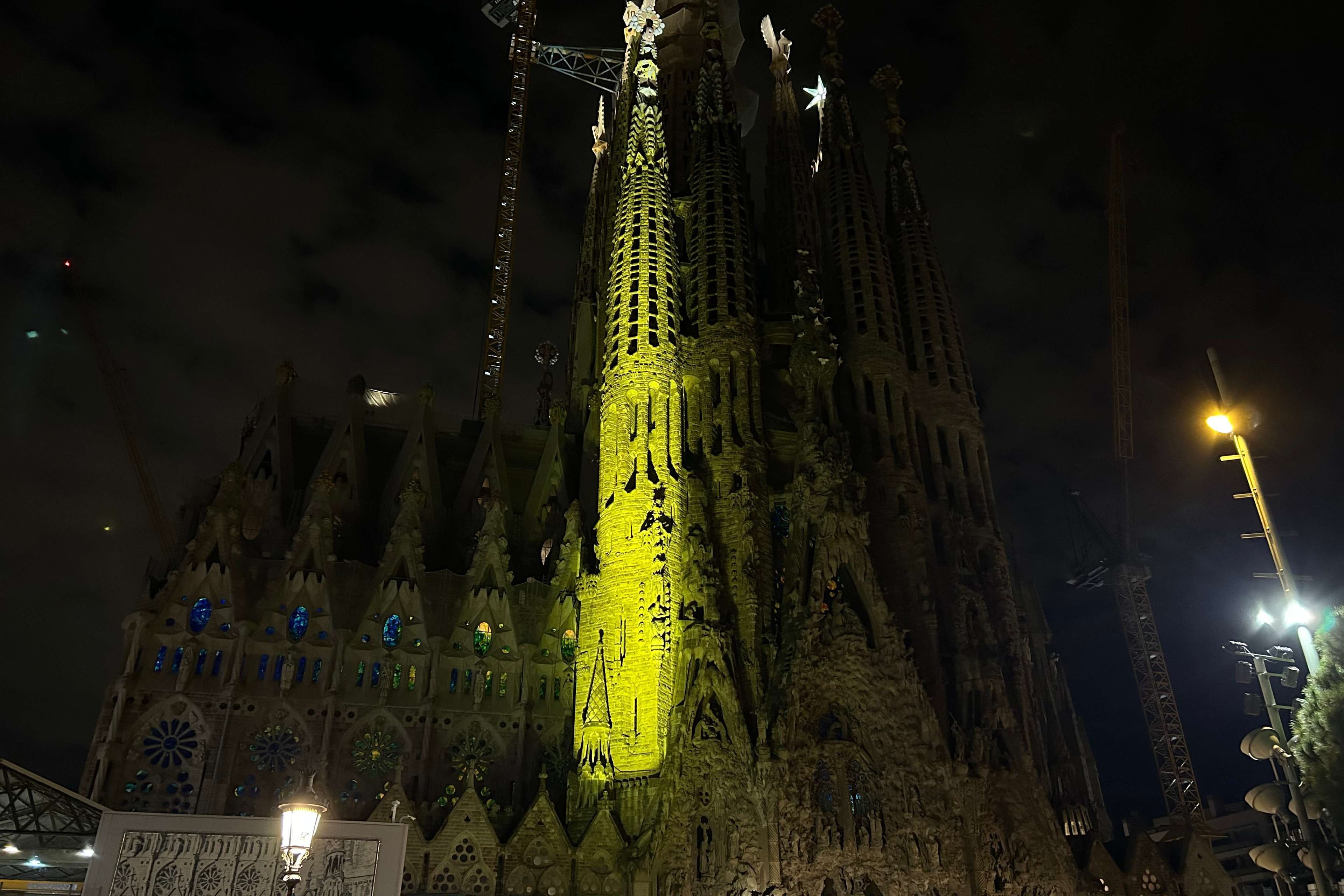 Sagrada Família celebrates 100th anniversary of first completed tower
