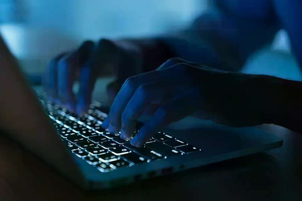 Young men tell WSJ about snares of web darkness, one says Catholic faith is the solution
