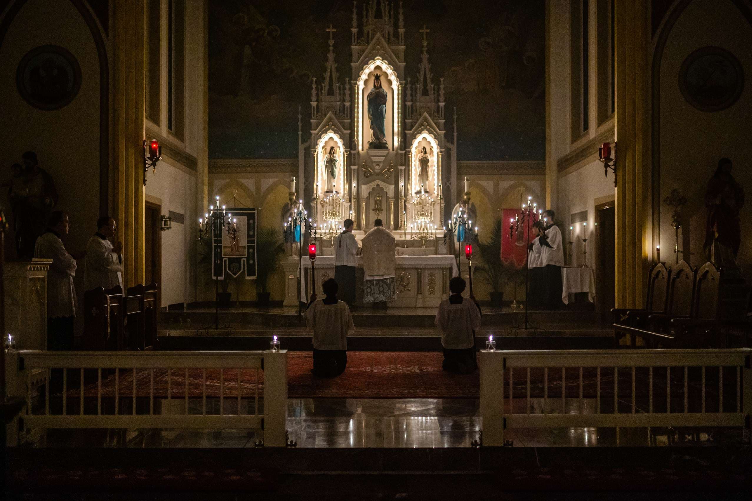 ‘Drop down, ye heavens’: How the candlelit Rorate Caeli Mass prepares the faithful for Christmas