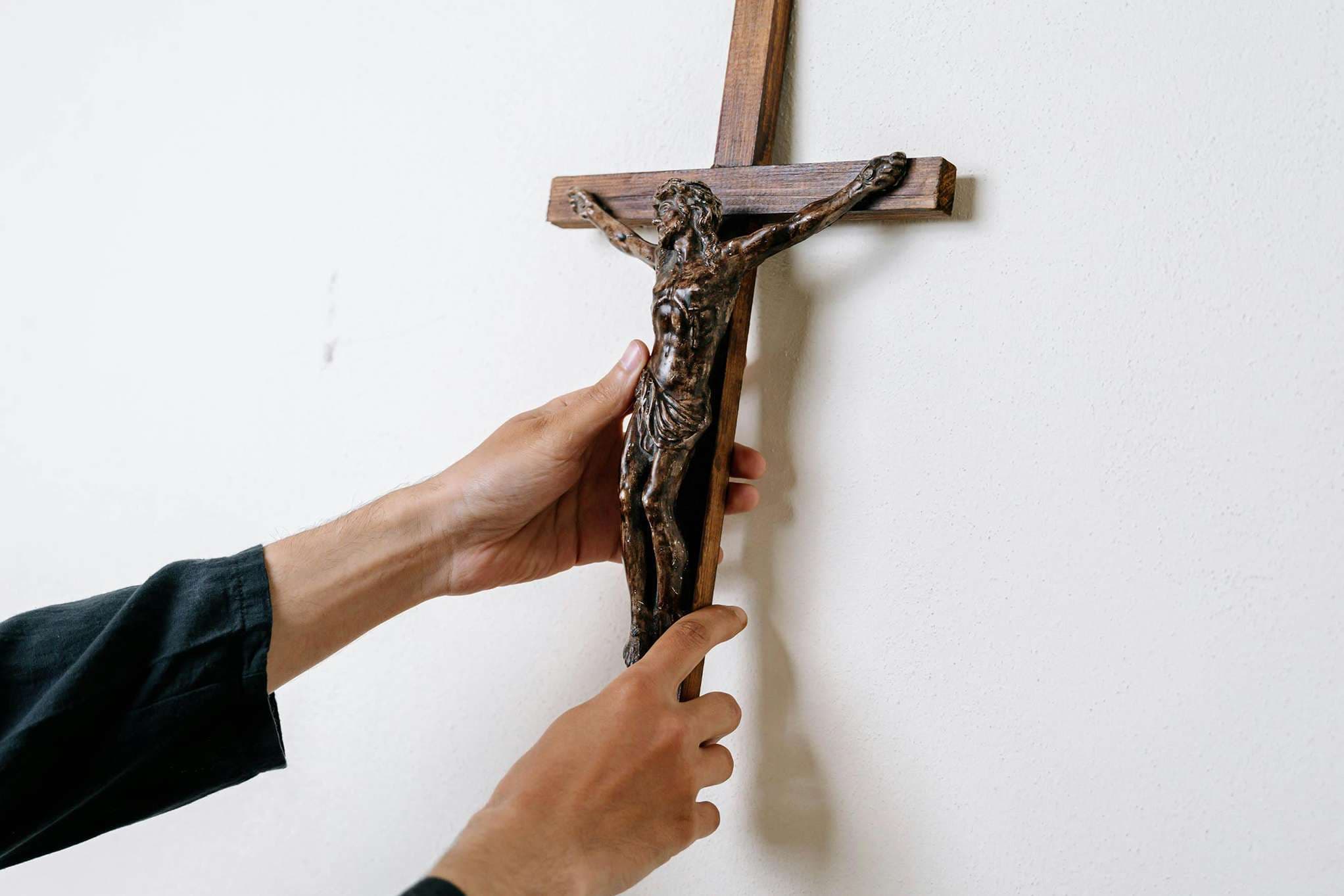 Simple steps to design a personal prayer corner