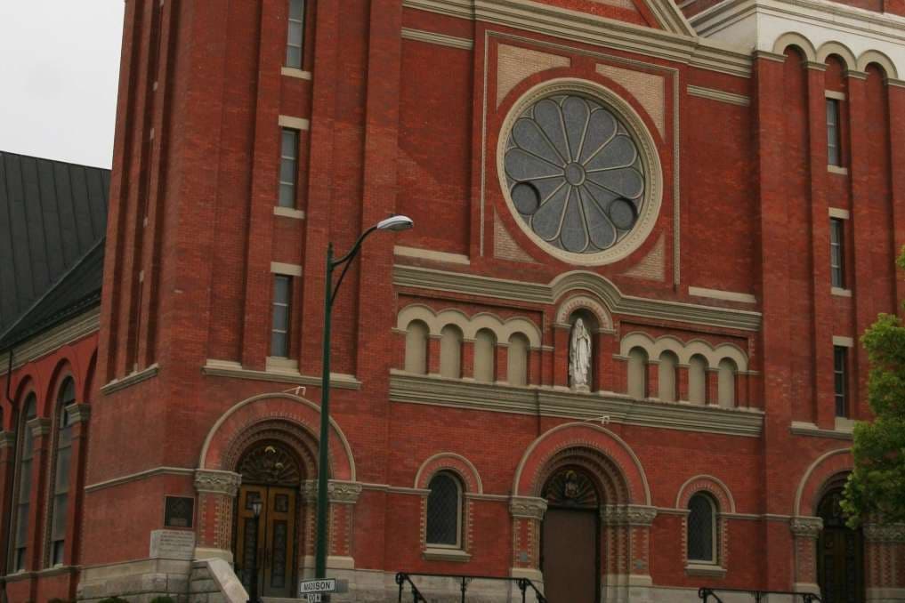 Washington diocese removes priest from ministry following sex abuse claims