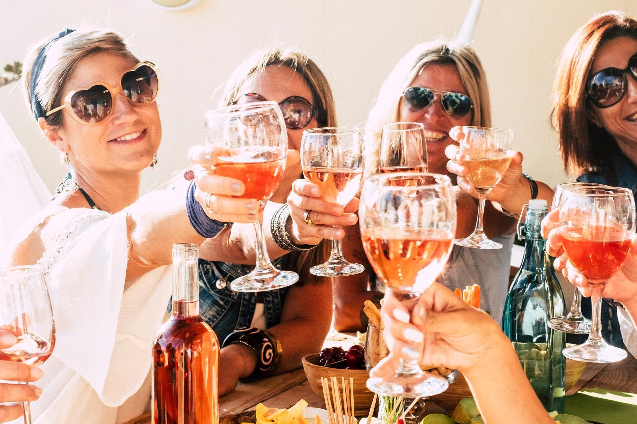 Host unforgettable gatherings with these end-of-summer party ideas