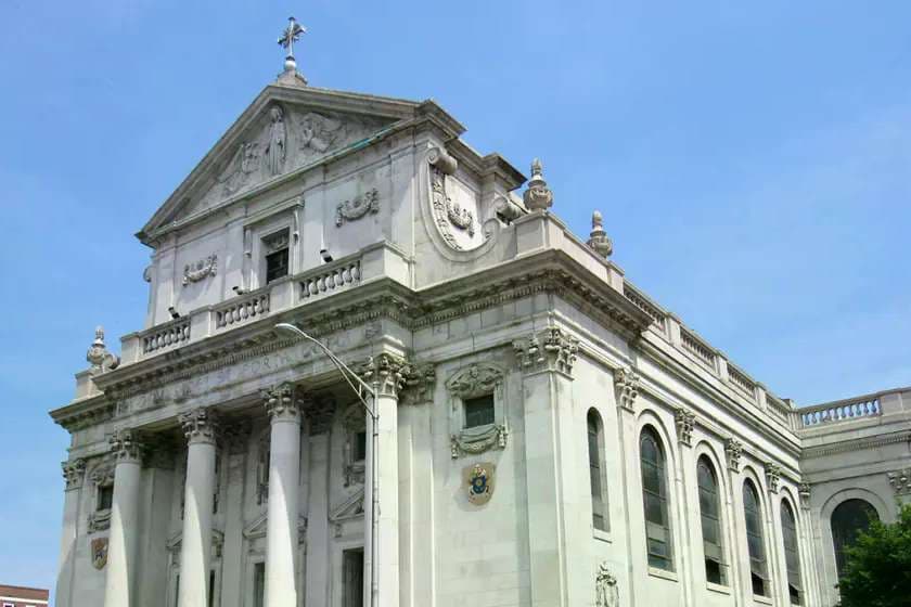 Police stop man from destroying Virgin Mary statue at Connecticut basilica