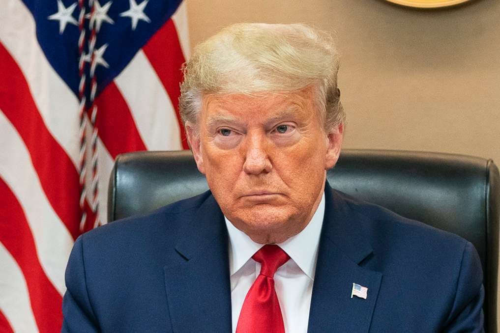 Trump issues order to pay troops despite shutdown