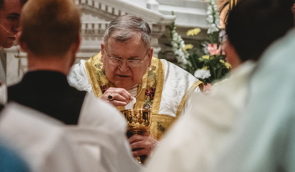 Cardinal Burke to celebrate Traditional Latin Mass at St Peter's Basilica in October