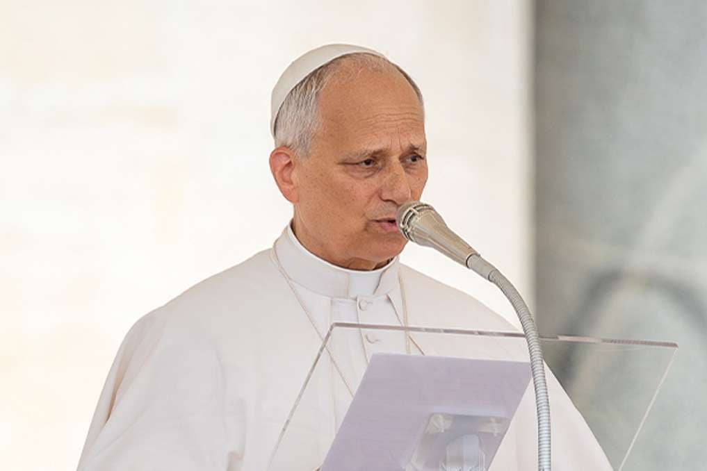 Pope Leo tells young people social media can’t substitute community in one’s faith life