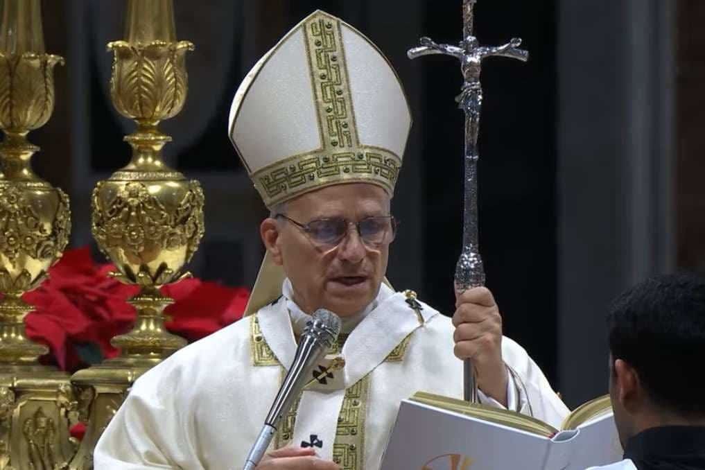 Pope Leo uses new papal staff depicting resurrected Lord