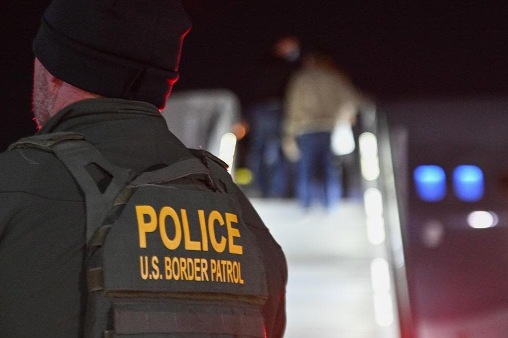Supreme Court rejects Florida AG’s request to overturn freeze on state immigration law