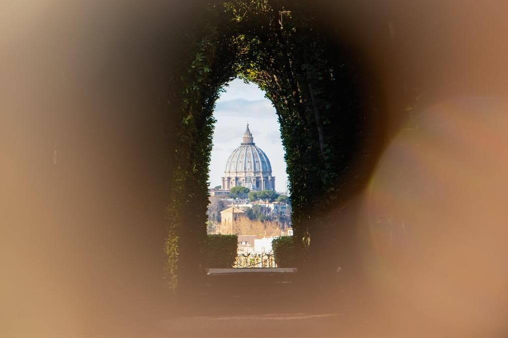 Pope Leo to dine with 100 homeless guests at Castel Gandolfo