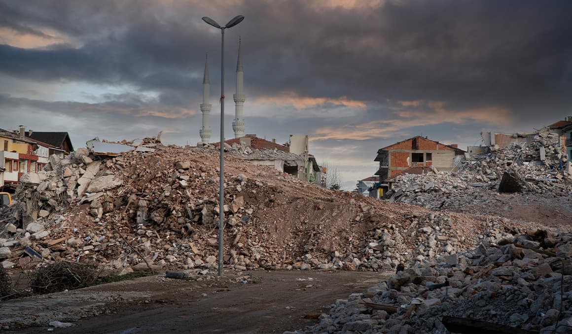 Israel reportedly bombs Gaza warehouse housing 4,000+ cans of baby formula, killing two aid workers