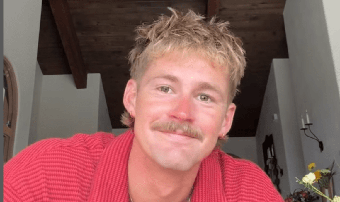 Christian singer 'doesn’t care' that he lost 30K followers for mourning Charlie Kirk’s death, urging people toward Jesus