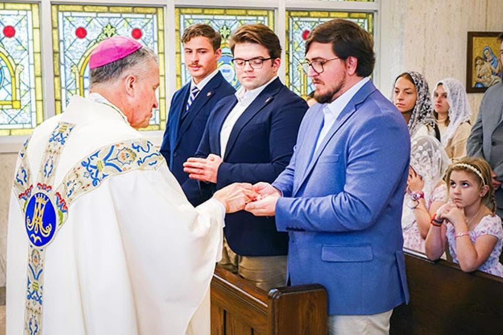 Archbishop Broglio commissions new members of team to evangelize the military