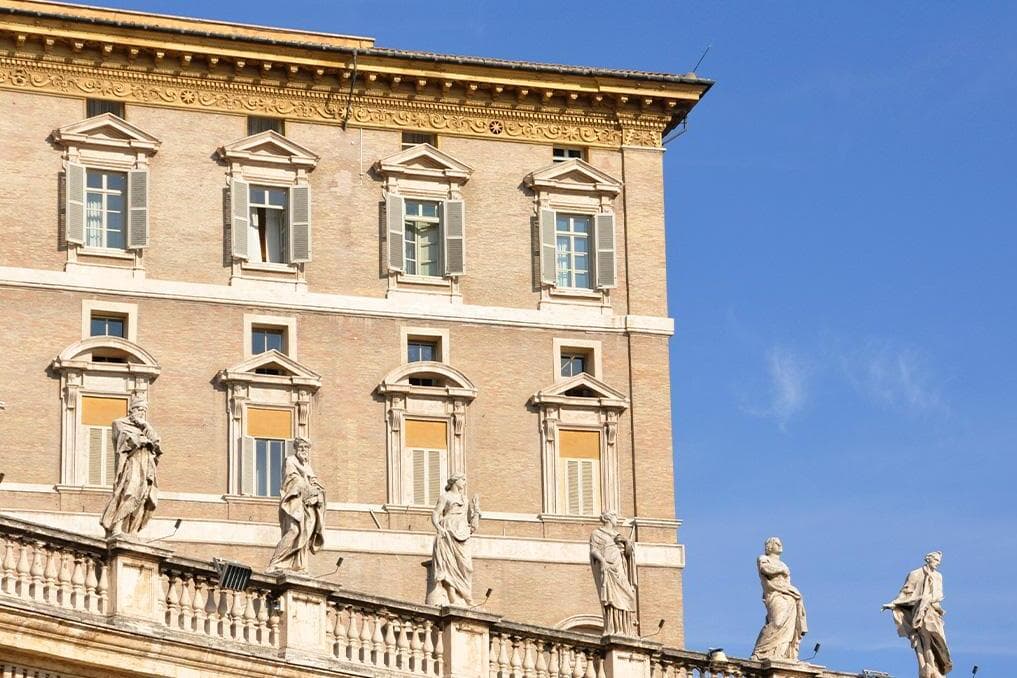 Pope Leo to share papal apartment with friars, blending tradition with fraternity