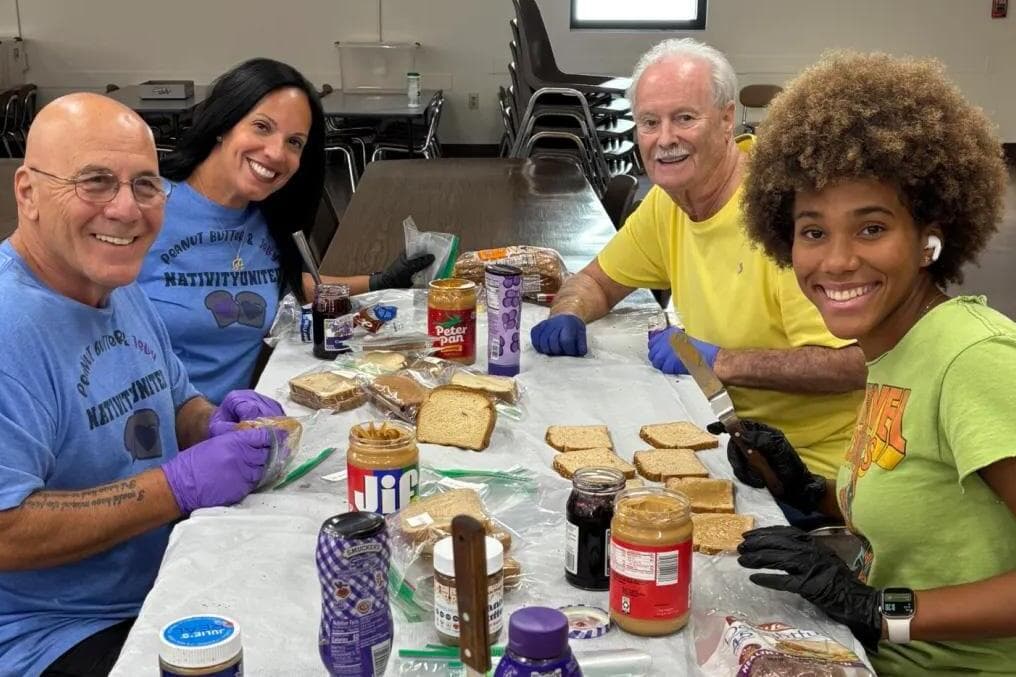 Florida parish celebrates 1.5 million peanut butter and jelly sandwiches for the hungry