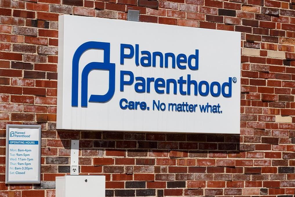 Iowa governor praises state pro-life laws that could close Planned Parenthood facilities