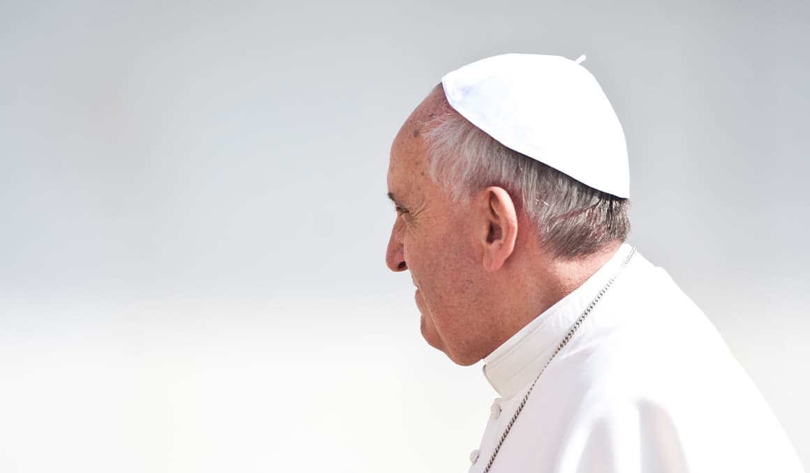 Pope Francis spends first night without mechanical ventilation