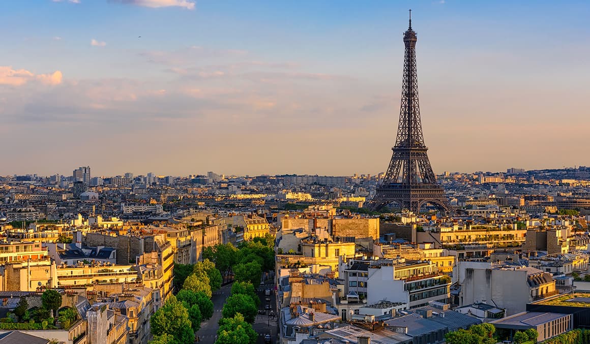 American teen arrested in Paris after newborn thrown from hotel window