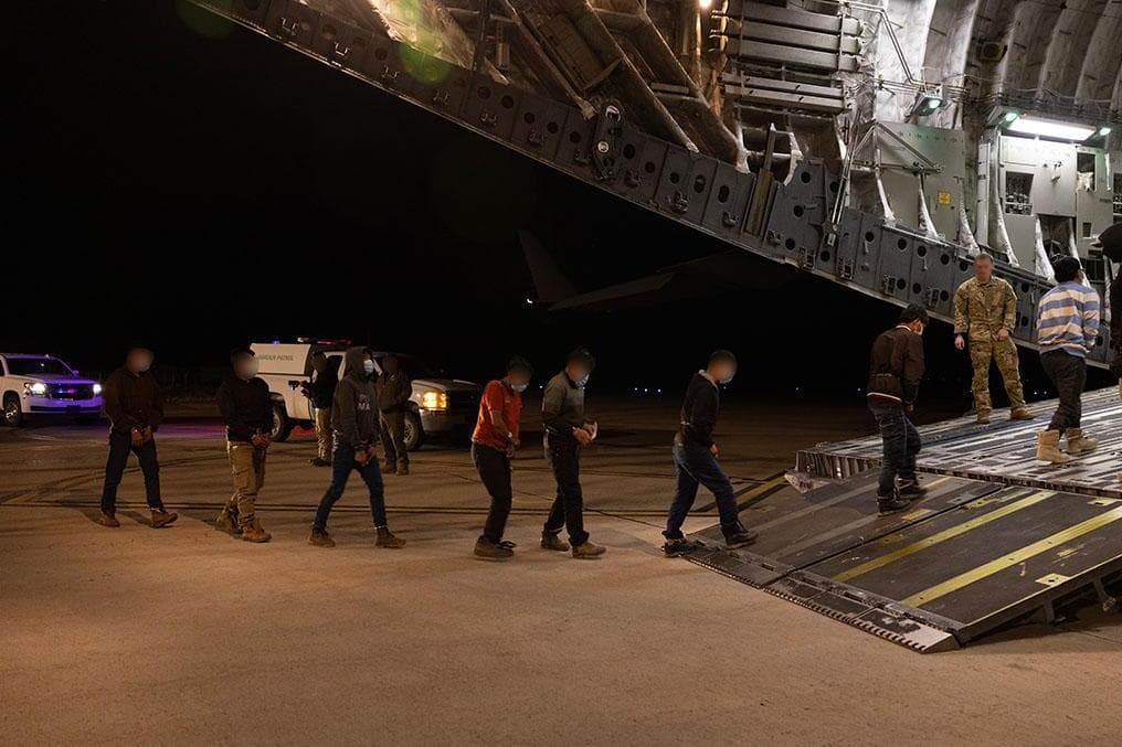 Trump admin offers cash incentive for illegal migrants to self-deport
