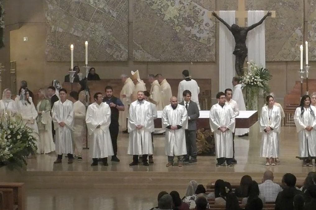 Surge in new Catholics across US dioceses this Easter