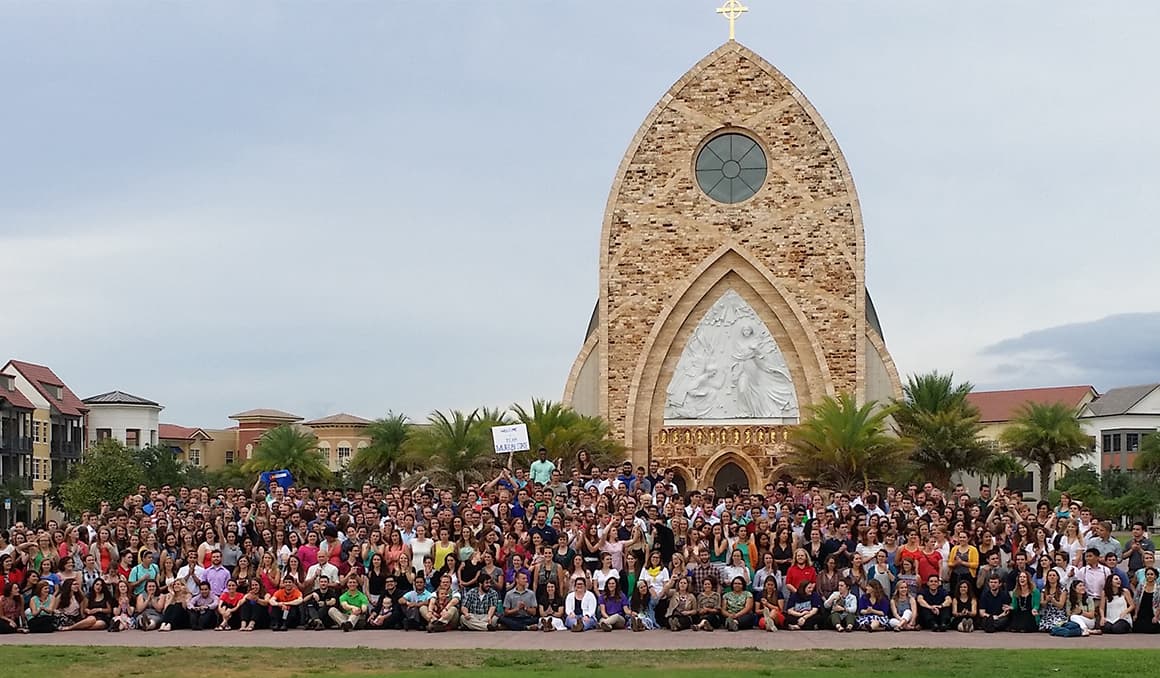 Newman Society releases list of Catholic summer programs for college-bound teens